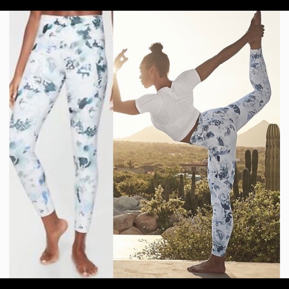 Athleta Floral Tights with Pockets!